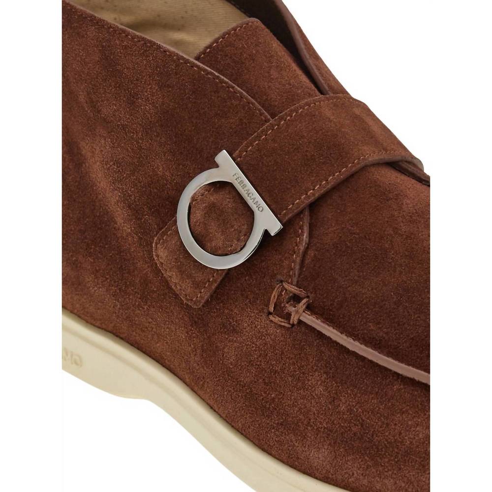 NEW SALVATORE FERRAGAMO men's gancini buckle boots in brown - Picture 5 of 6